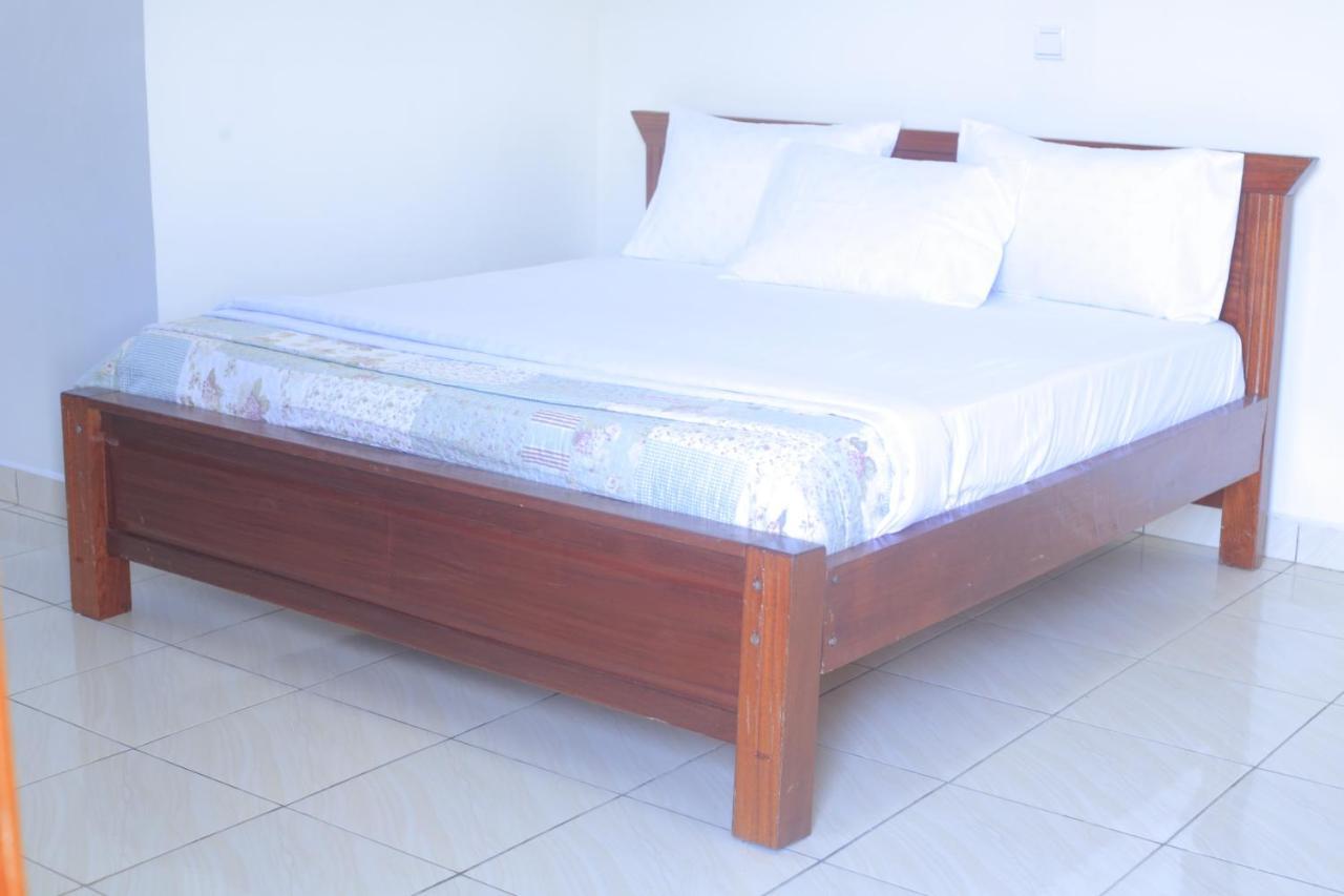 Corina K Guest House Kigali Extérieur photo