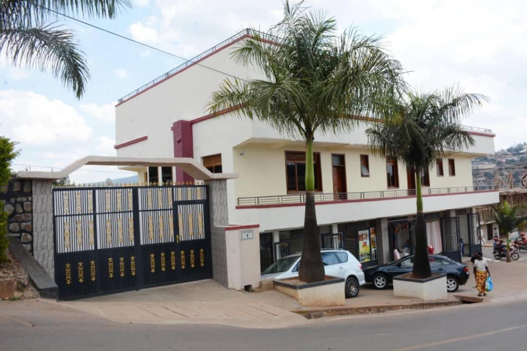 Corina K Guest House Kigali Extérieur photo