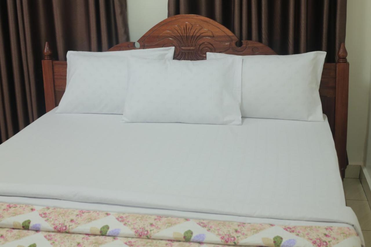 Corina K Guest House Kigali Extérieur photo