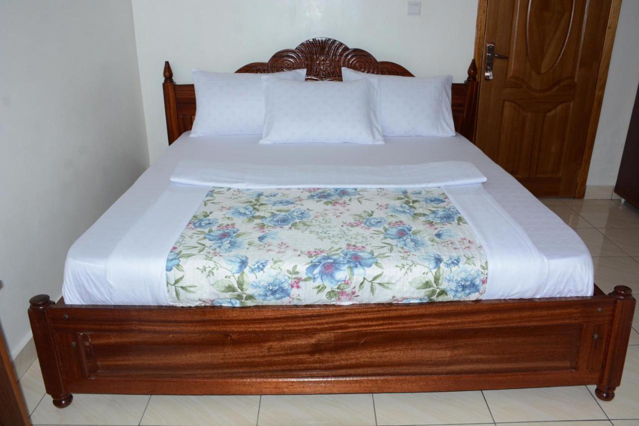 Corina K Guest House Kigali Extérieur photo