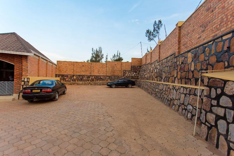 Corina K Guest House Kigali Extérieur photo
