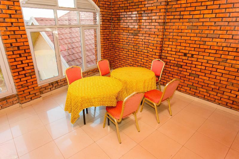 Corina K Guest House Kigali Extérieur photo