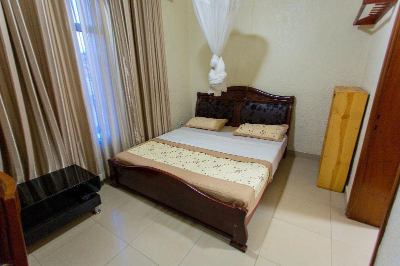 Corina K Guest House Kigali Extérieur photo