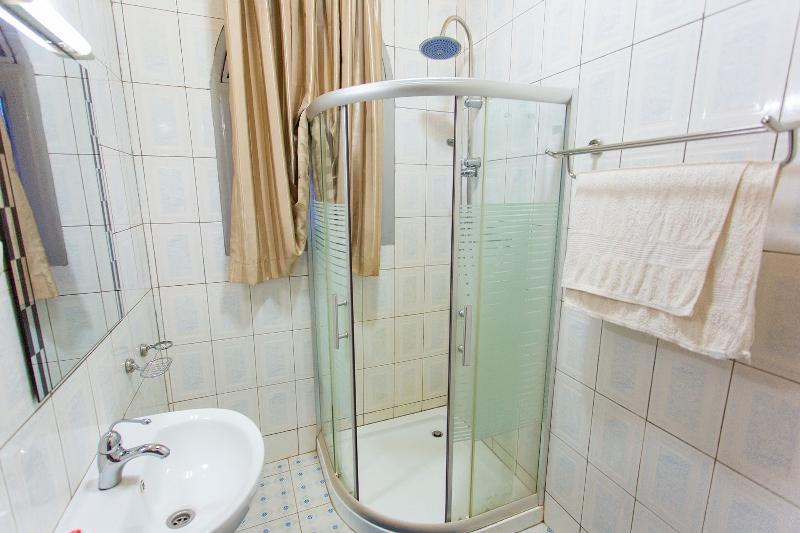 Corina K Guest House Kigali Extérieur photo