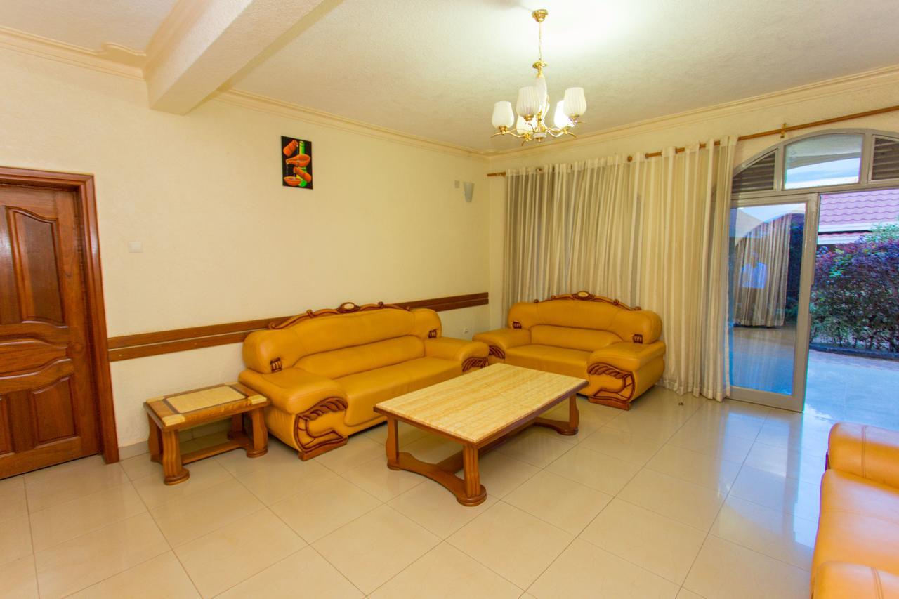 Corina K Guest House Kigali Extérieur photo
